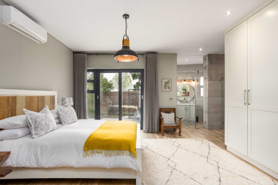 4 Bedroom Property for Sale in Val De Vie Estate Western Cape